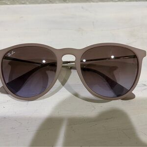 Ray-Ban Erika Sunglasses with Gray